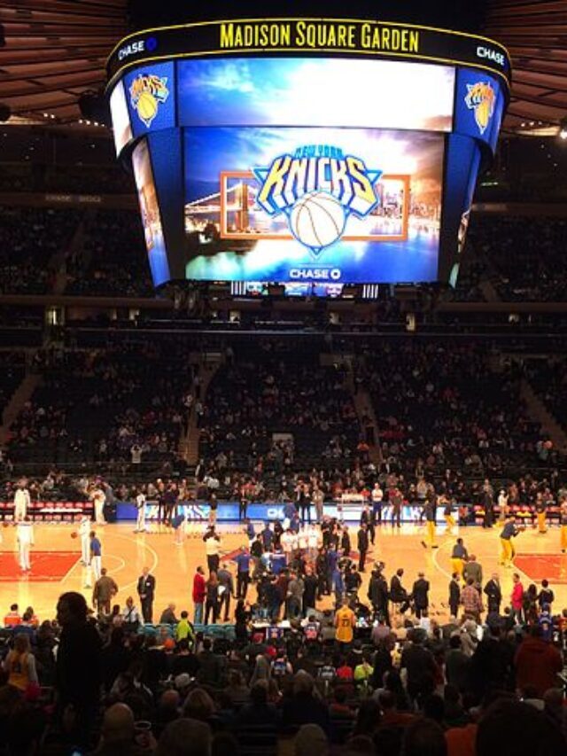 New York Knicks Take On Portland Trail Blazers At Madison Square Garden