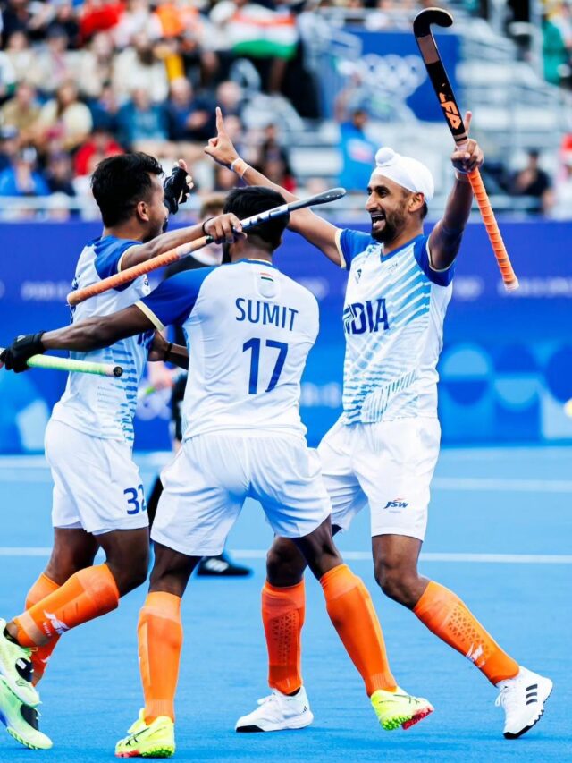 Indian Hockey team celebrating, Photo source : Hockey India (Facebook)