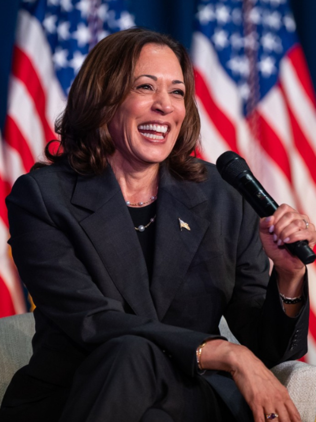 Kamla Harris. Photo Sources: @Kamala Harris (Facebook)