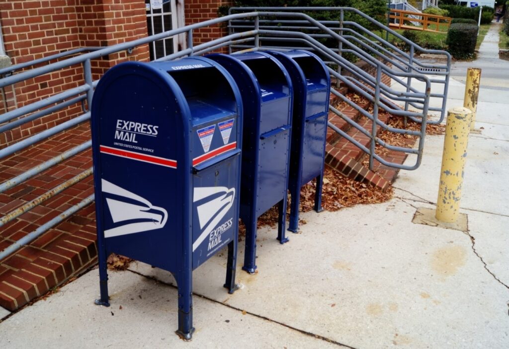 Mail Box.