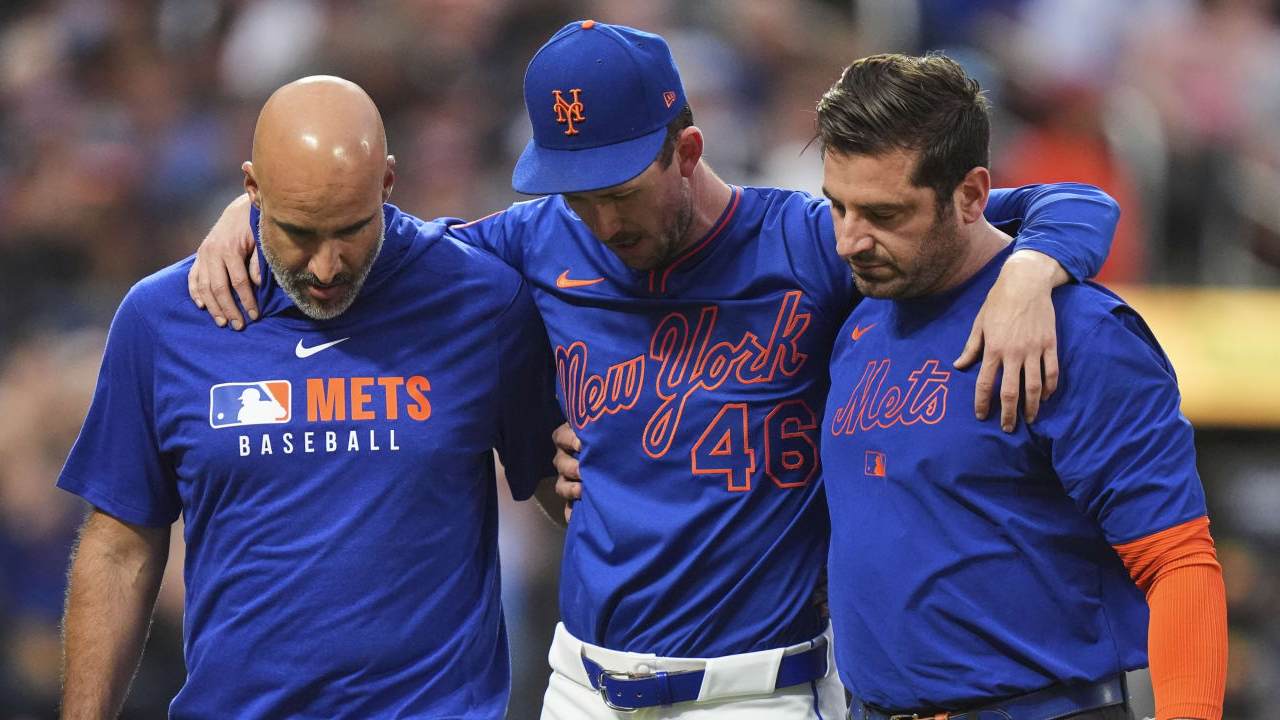 Griffin Canning leaves game with left ankle injury.